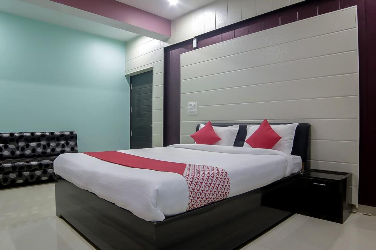 Oyo 30488 Satkar Hotel Pithoragarh Екстер'єр фото